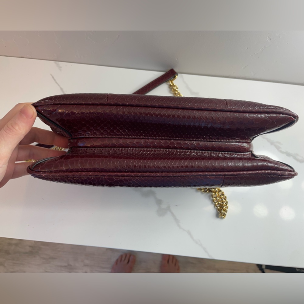 Gucci NWOT Rajah Red Python Shoulder Flap Bag - Picture 6 of 16